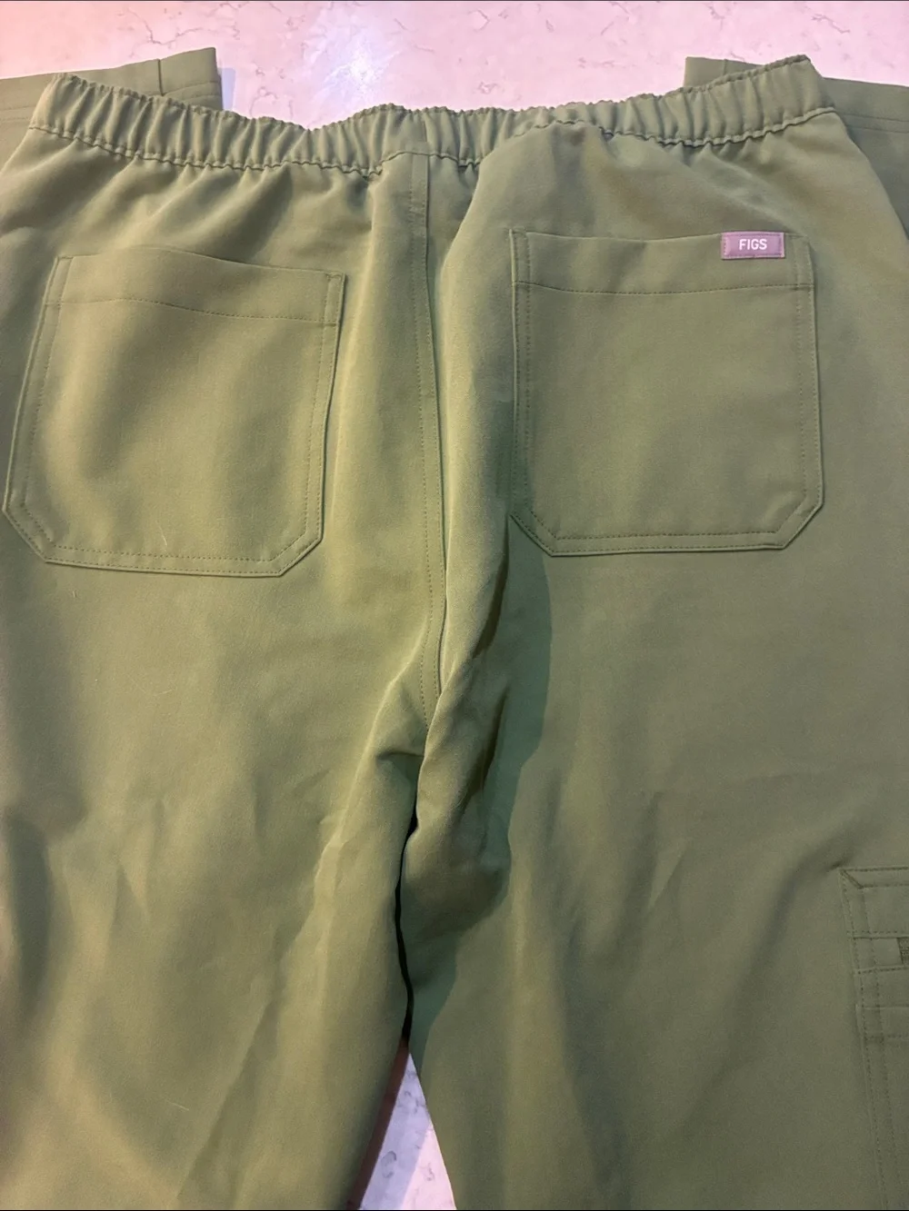 FIGS Men's Medium/Tall Cairo Olive Green Cargo Scrub Pants w/Yellow Drawstring